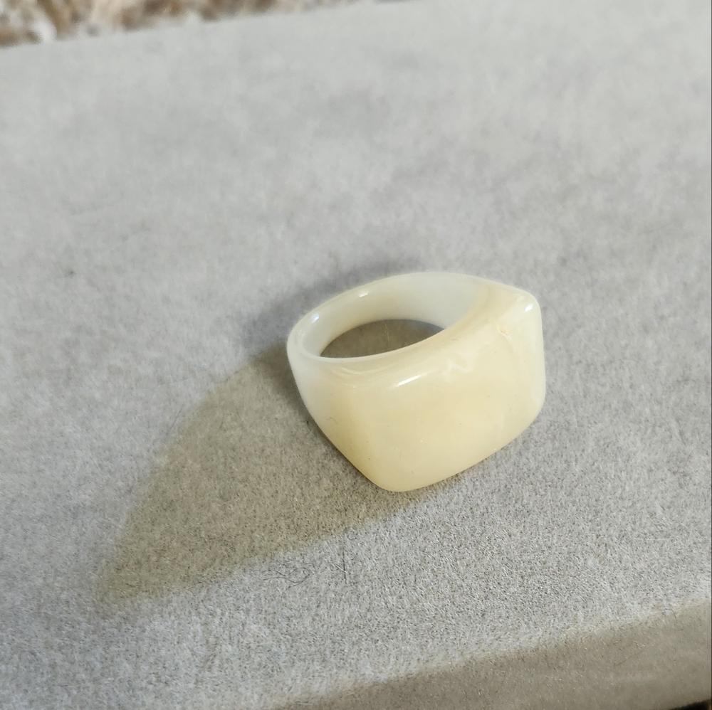 Elegant Cream Ring
